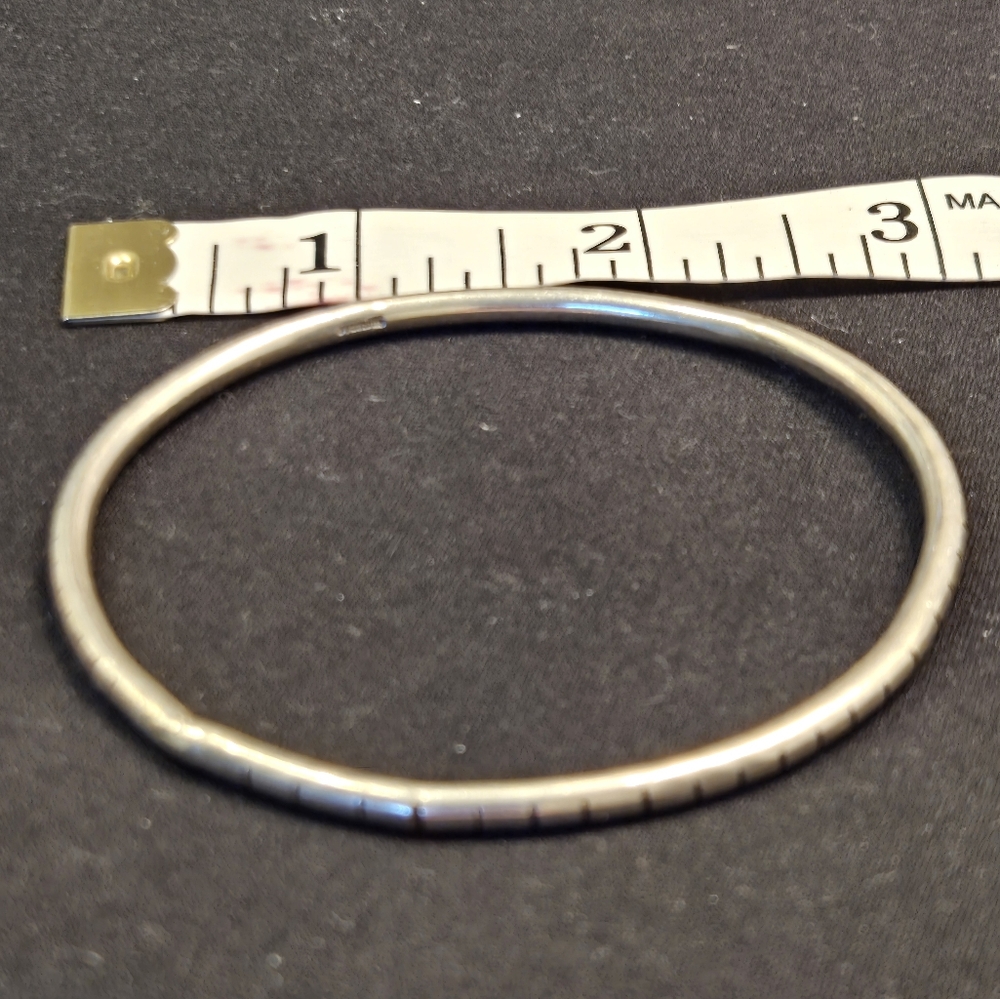 Genuine Sterling Silver Bangle Bracelet - Picture 7 of 9